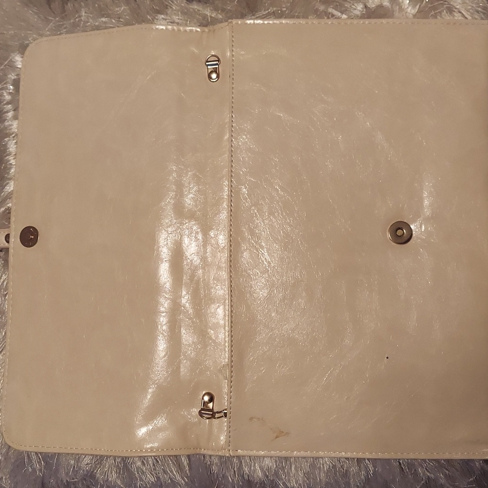 Beige Clutch - Picture 5 of 9